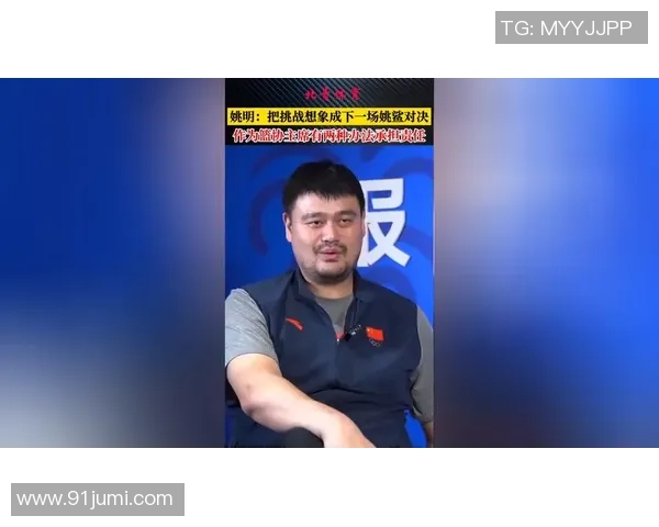 姚明挑战极限展现力量与技巧的踢拳之路