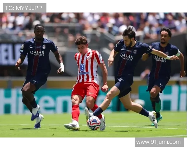 拜仁狂胜马竞四球大捷补时进球点燃全场激情解析