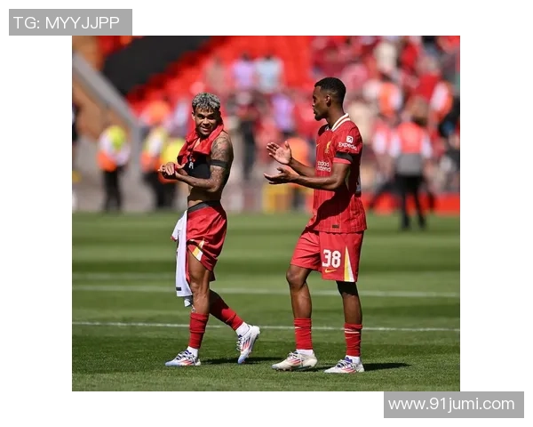 德甲精彩对决拜仁狂胜利物浦乌龙球瞬间点燃全场激情