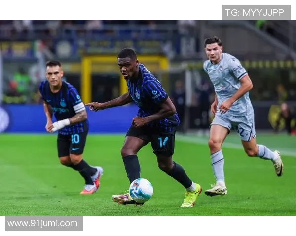 欧冠激战:那不勒斯与本菲卡战平补时进球引发全场狂欢